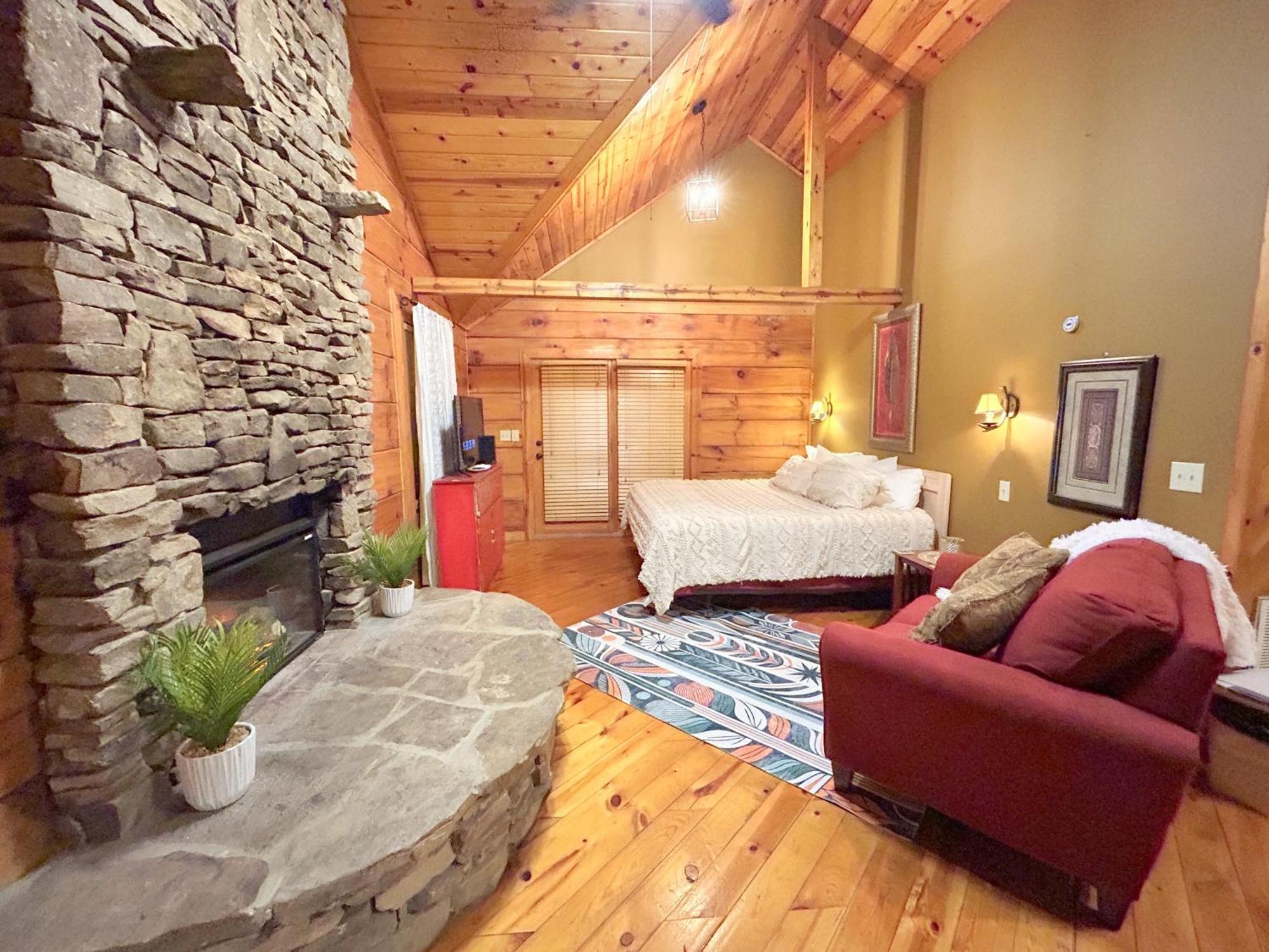 Honeymoon Hideaway Villa Gatlinburg Exterior foto